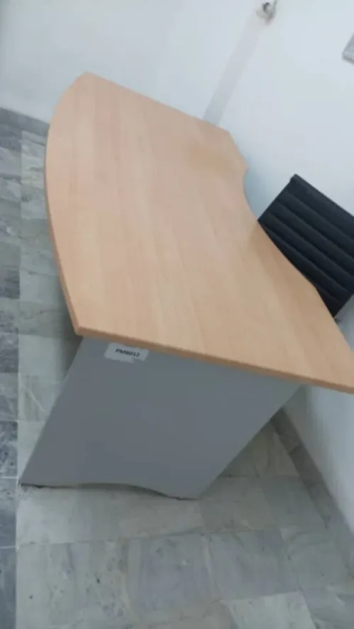 Meubles et chaises de bureau