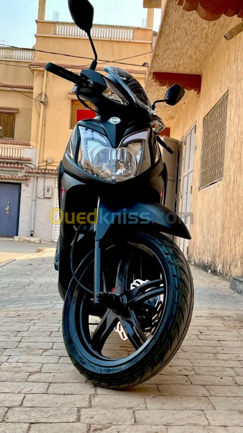 Sym Sr 2025