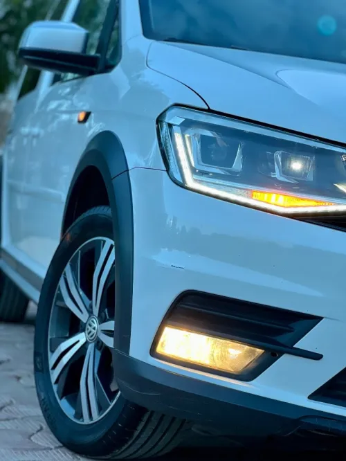 Volkswagen Caddy 2017 Alltrack