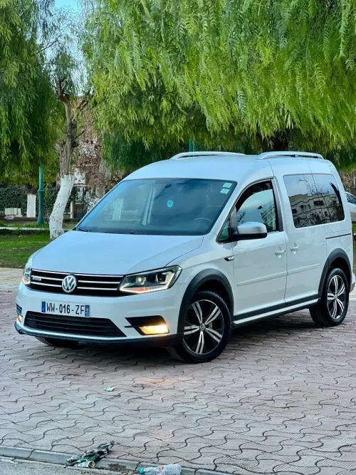 Volkswagen Caddy 2017 Alltrack