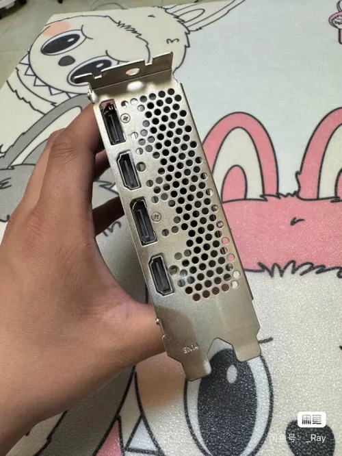 rtx 3050 / 8gb / 1 fan 68 max temp furmark