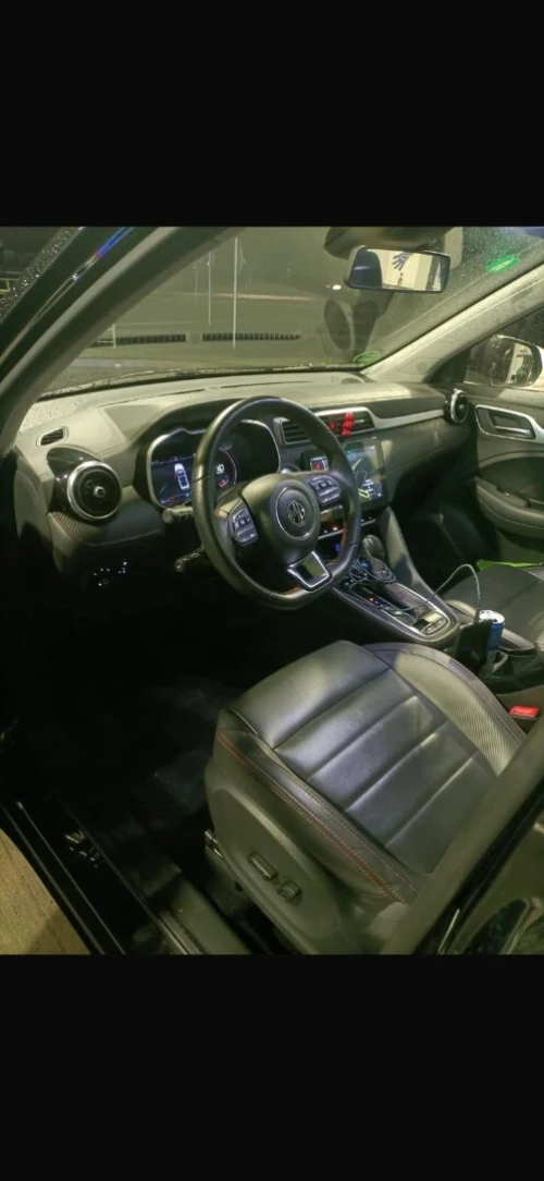 MG ZS 2024 Luxury suv