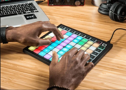 Controleur Novation Launchpad X 64 pads
