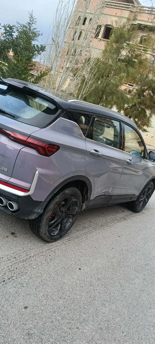 Geely Coolray 2025 