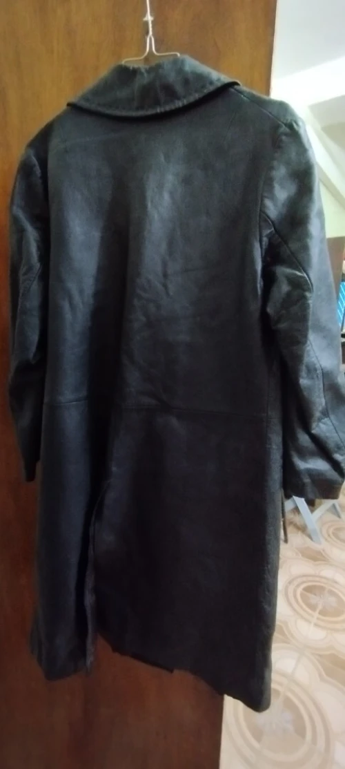Manteau en cuir noir vintage