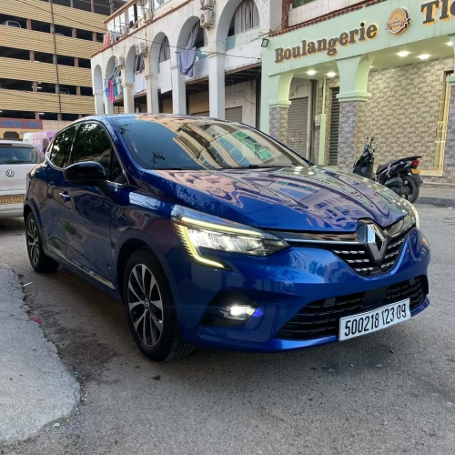 Renault Clio 5  2023 