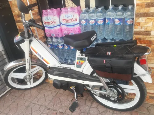 Peugot 103 mvl 2025