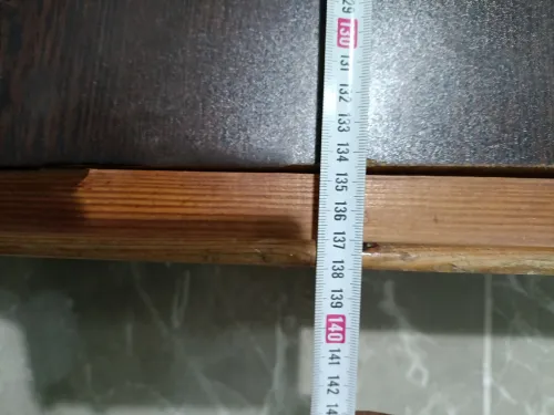 Table basse en bois rouge massif khasetha zdjaja