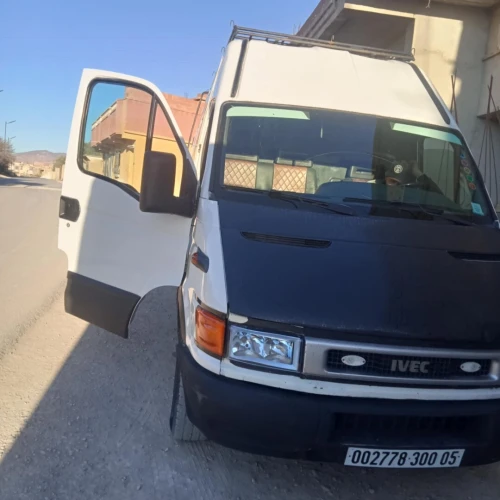 ايفيكو S11 2000