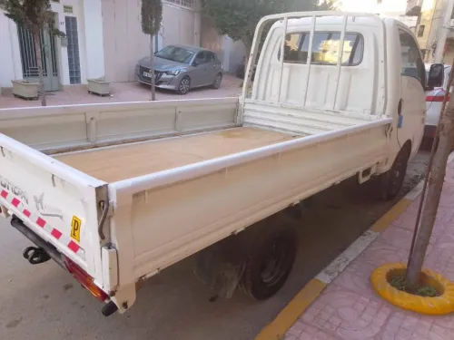 Hyundai HYUNDAI H100 2016