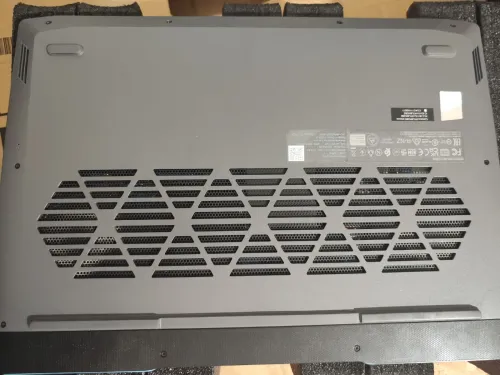 Laptop Lenovo Loq Ryzen7 rtx 4050 excellente état prix imbattables