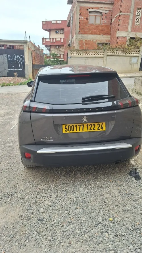 Peugeot 2008 2022 