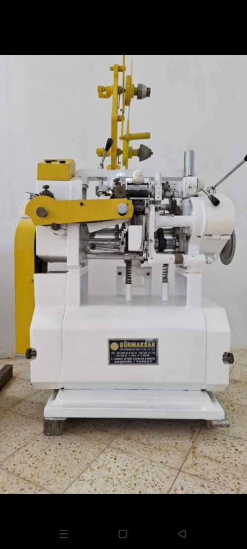 Machine de bonbons dur