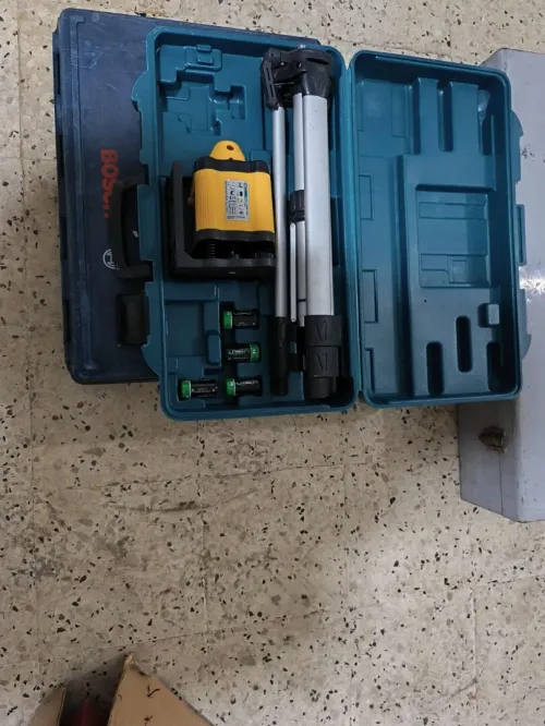 Lot de matériel de chantier professionnel