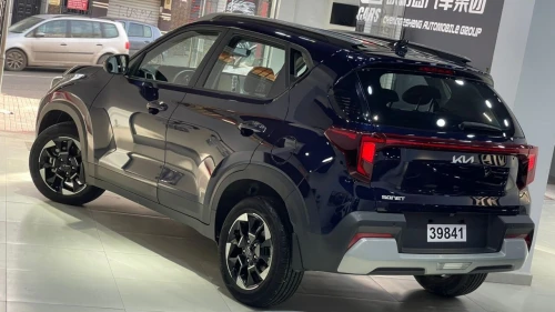 Kia Sonet  2025 LUXURY
