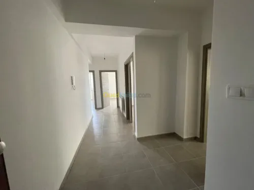 Location Appartement F3 Alger Birkhadem