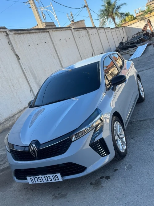 Reneault Clio5 2025 evolution