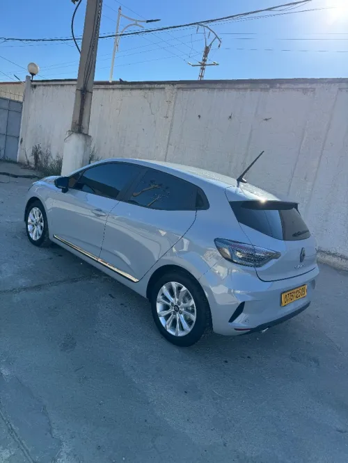 Reneault Clio5 2025 evolution