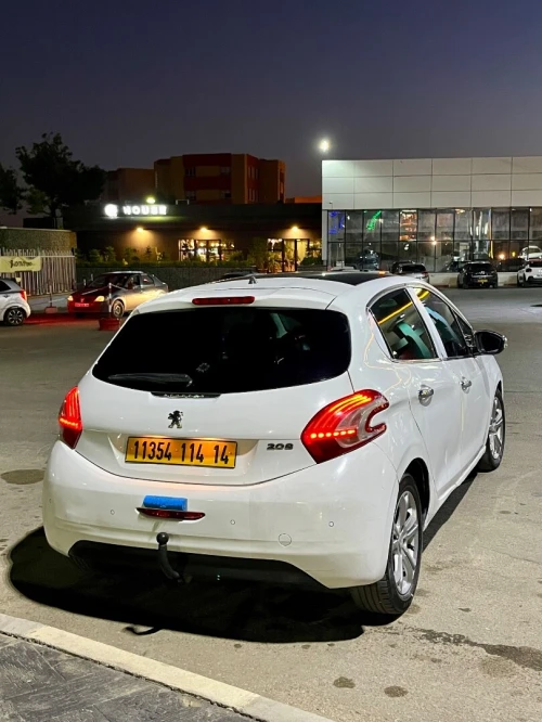 Peugeot 208 2014 Allure