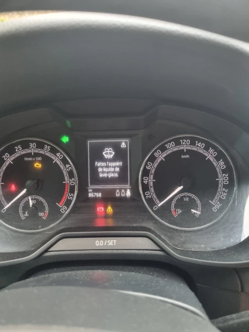Volkswagen Golf 8 2025 Pro R-line