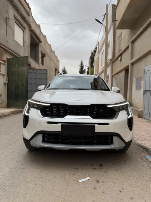 Kia Sonet  2025 Luxury