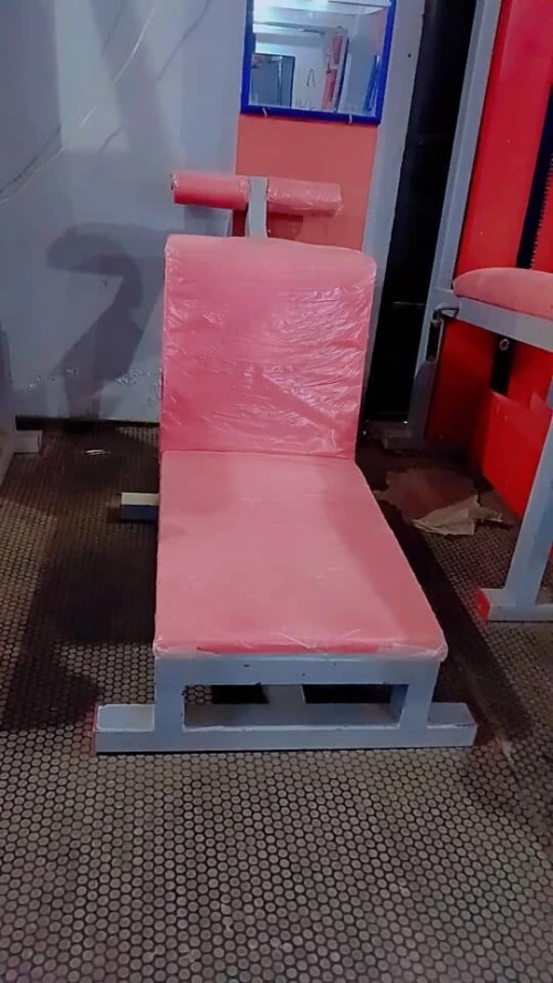 Matériel de salle de musculation 