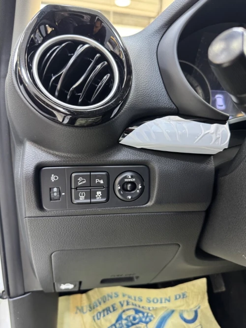 Kia KX1 2025 Kia KX1 Luxury
