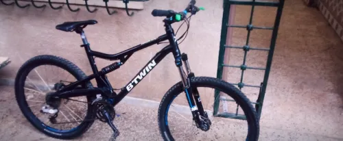 VELO VTT BTWIN ROCKRIDER 500S DOUBLE AMORTISSEUR