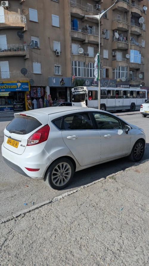 Ford Fiesta 2013 Titanium