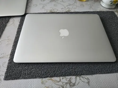 Vend macbook air 2014
