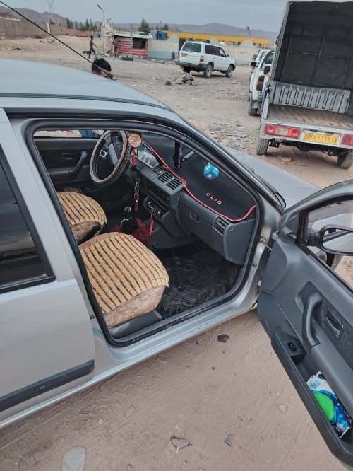 Renault Clio 1995 Japonia