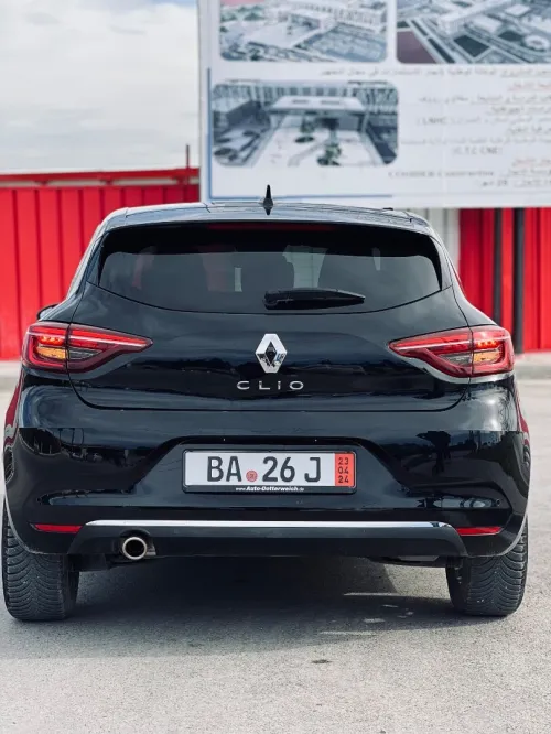 Renault Clio 5  2023 Initial