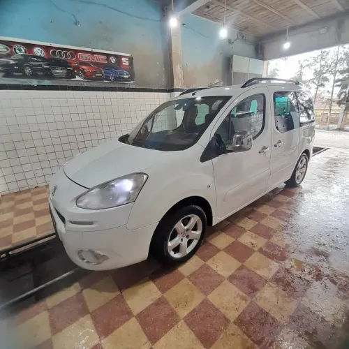 Peugeot tepee 2012 