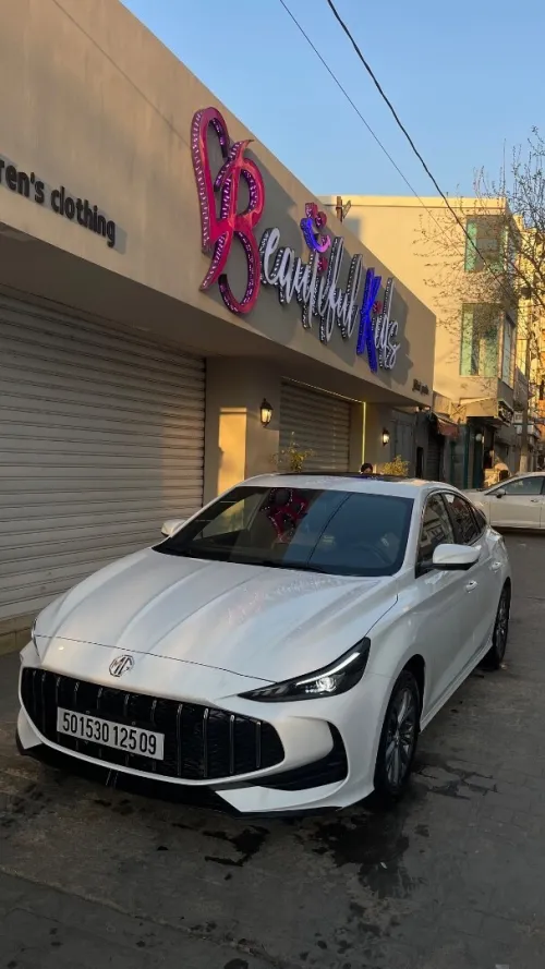 MG 5 2025 Luxury