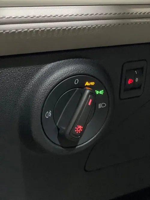 Volkswagen Jetta 2025 Va5