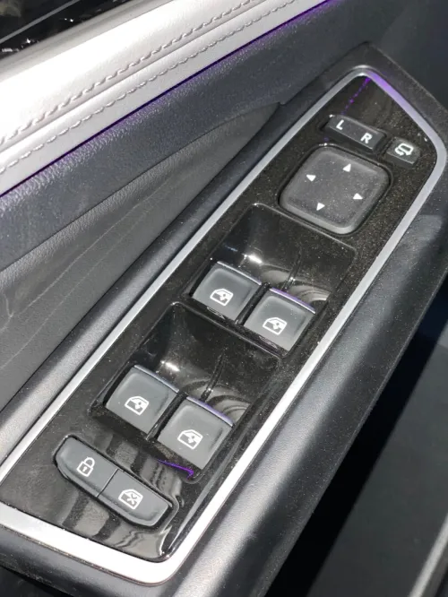 Volkswagen Jetta 2025 Va5