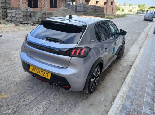 Peugeot 208 2022 GT Line