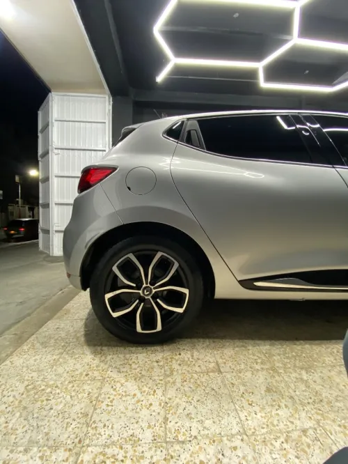 Renault Clio 4 2019 Limited 2