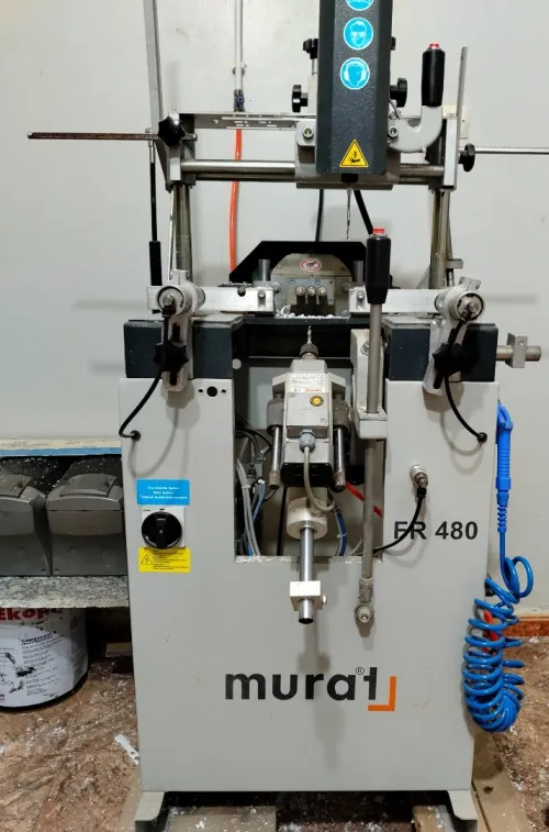 Machines de menuiseries PVC