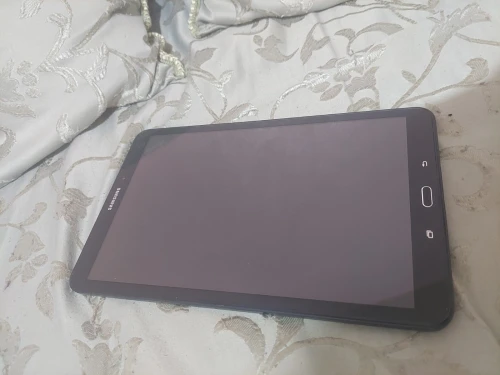 Samsung SM-T580