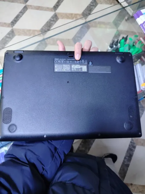 Asus 
