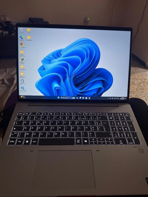 HP ELITEBOOK
