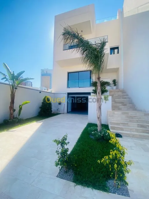 CONSTRUCTION DE VILLAS DE LUXE