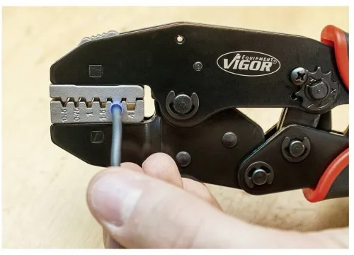 Jeu de pinces à sertir  VIGOR - V2499