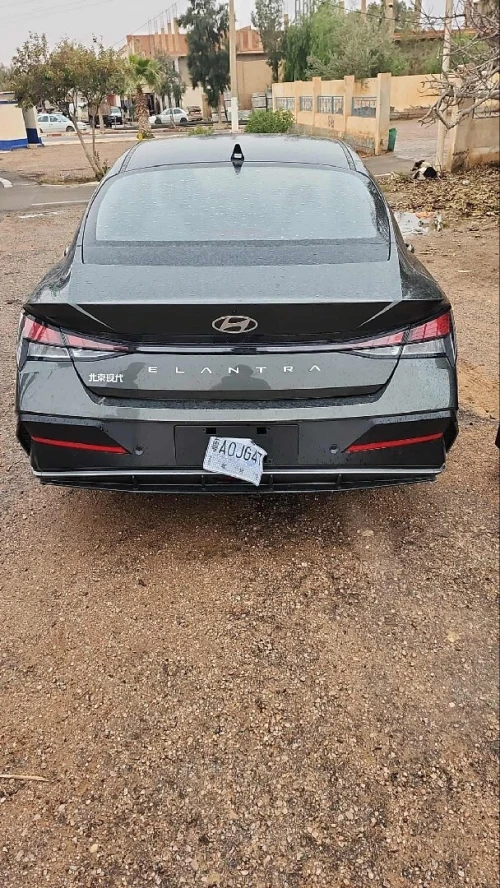 Hyundai Elantra 2025 GLX