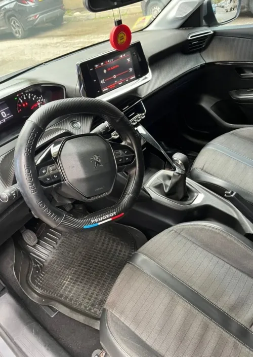 Peugeot 208 2022 Allure