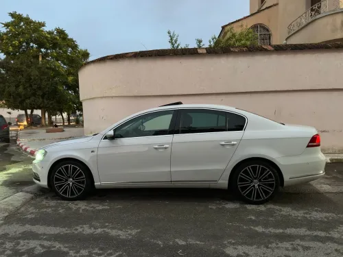 Volkswagen Passat 2012 R Line