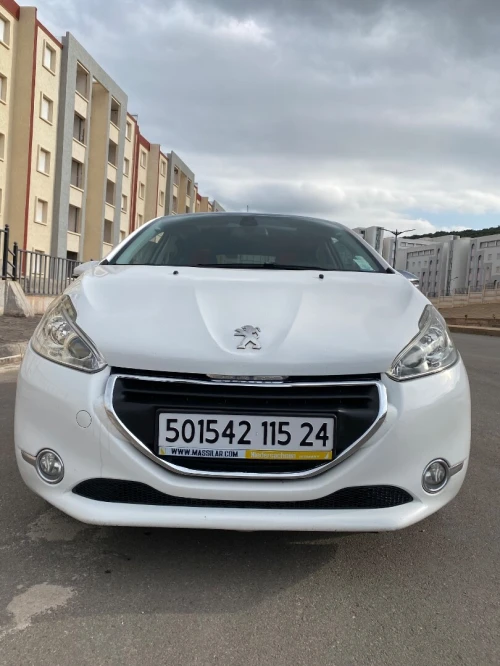 Peugeot 208 2015 Allure