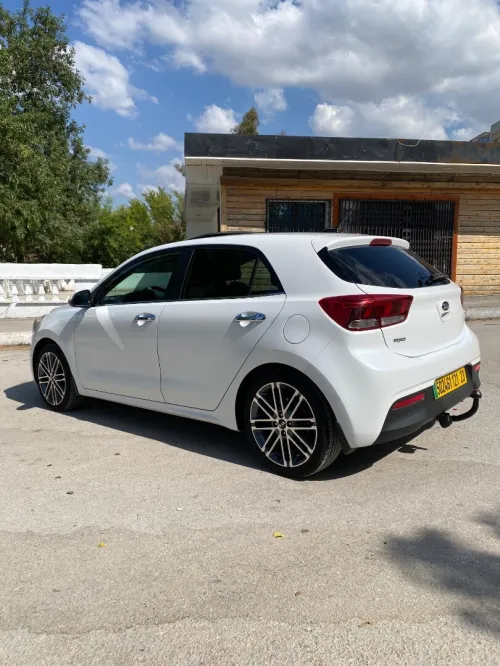 Kia Rio 5 portes 2021 Ex