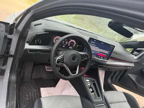 Volkswagen Golf 8.5 2025 Edition black